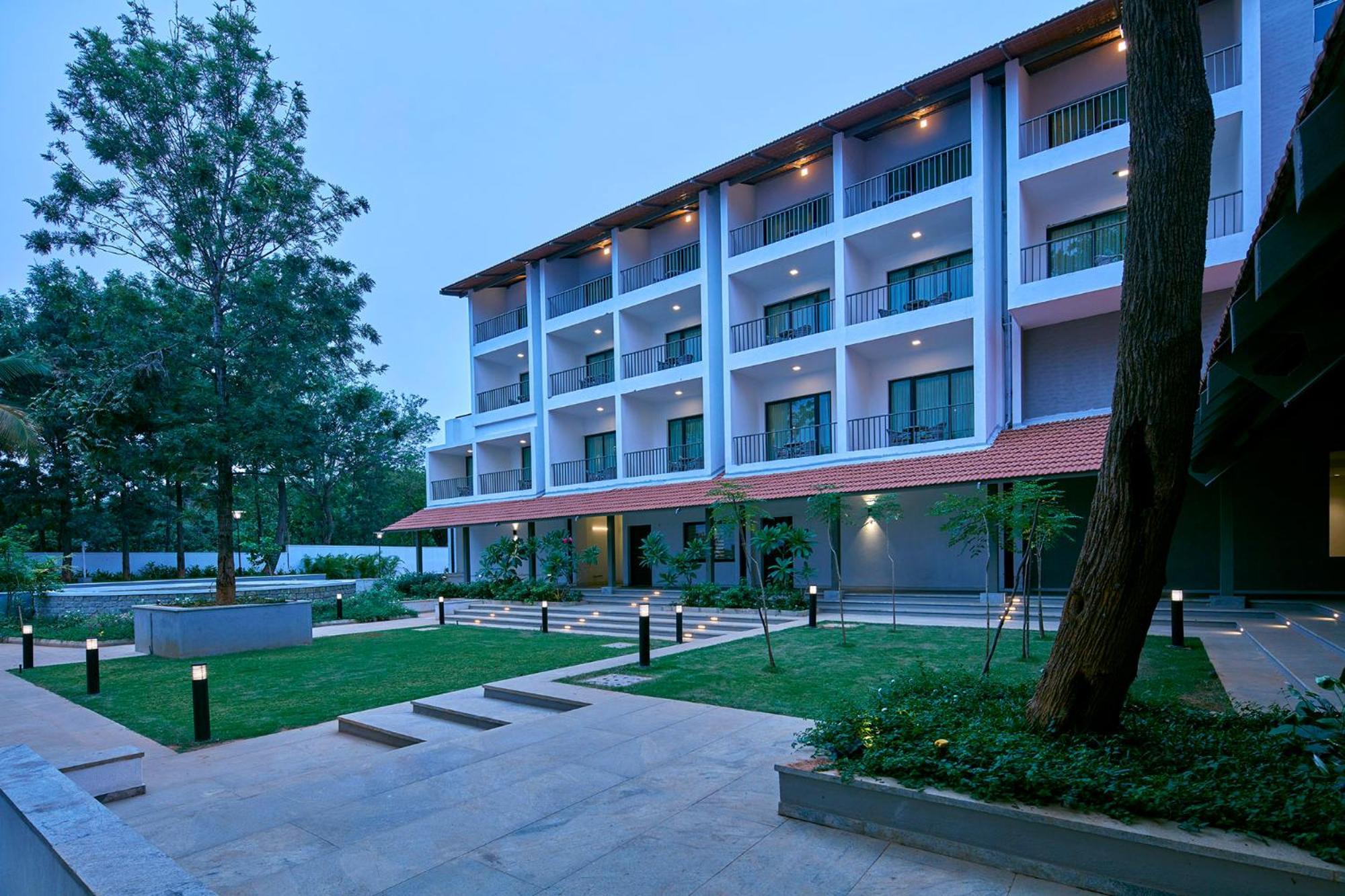 Signature Club Resort Devanahalli Exteriér fotografie