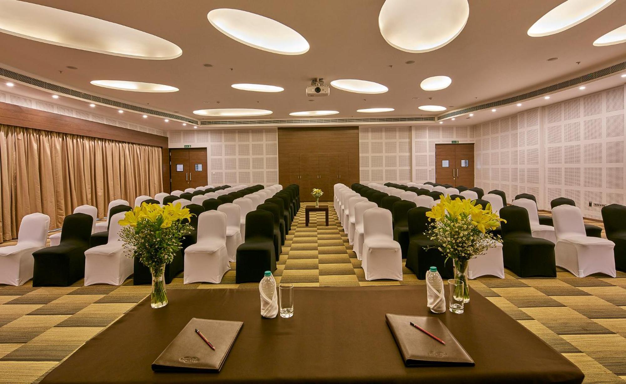 Signature Club Resort Devanahalli Exteriér fotografie