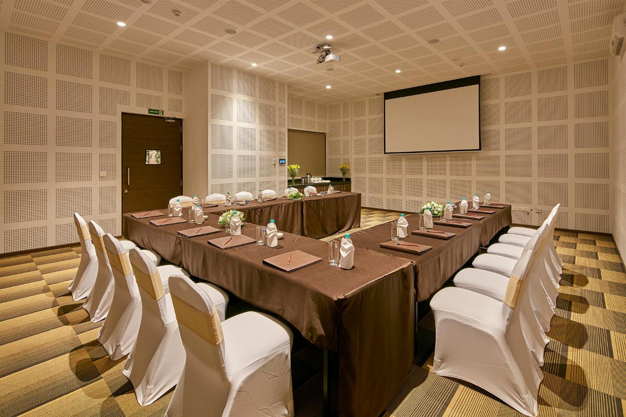 Signature Club Resort Devanahalli Exteriér fotografie