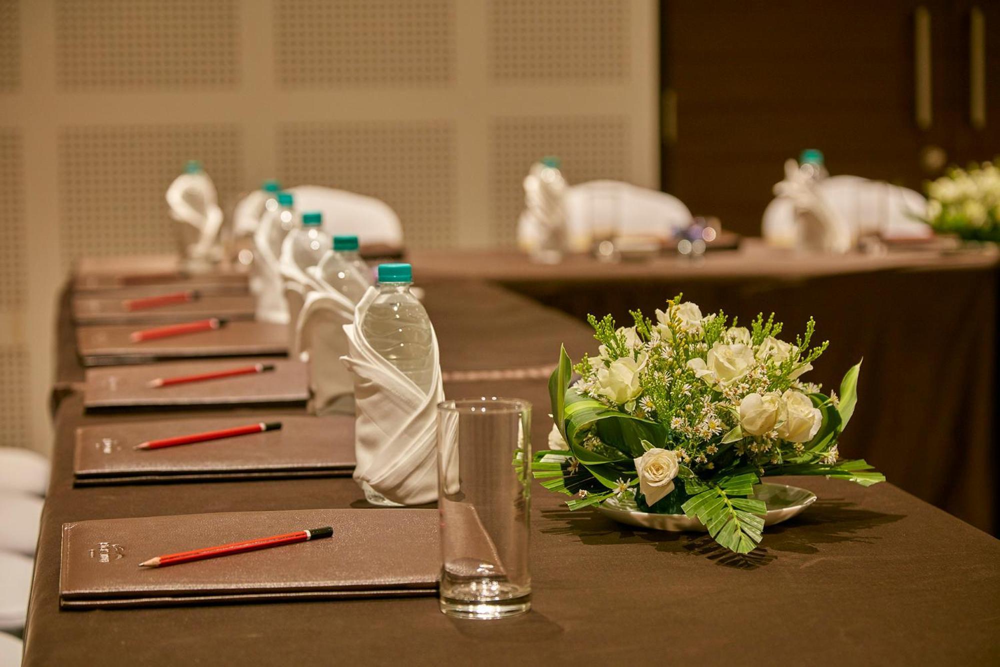 Signature Club Resort Devanahalli Exteriér fotografie